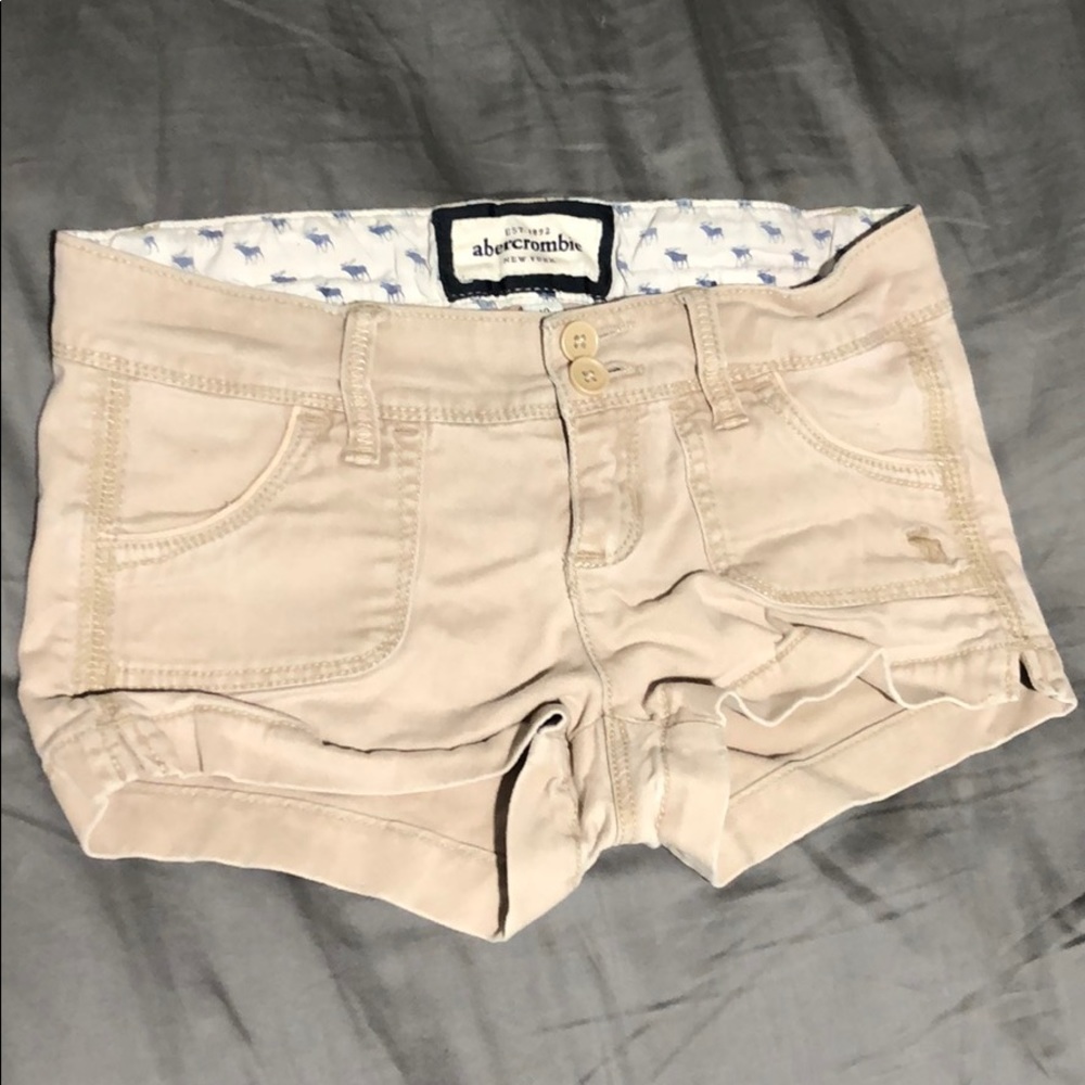 Abercrombie khaki shorts
